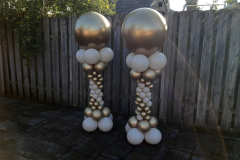 luxe ballonpilaar van het merk sempertex met ballonnen in de kleur chroom